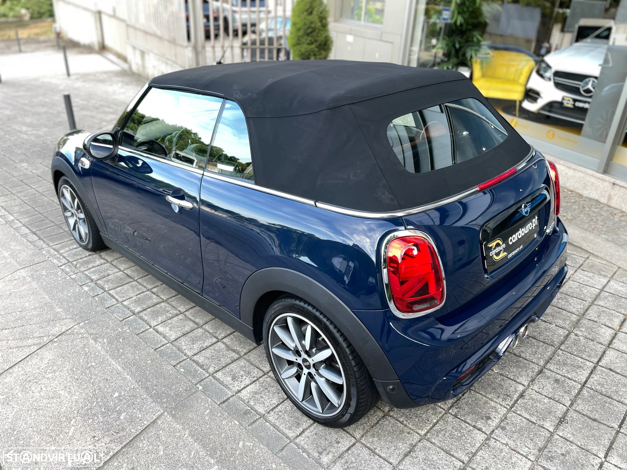MINI Cabrio Cooper SD Auto - 9
