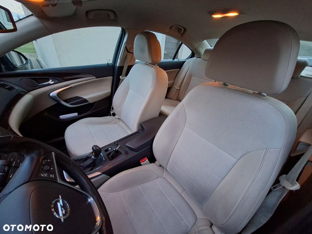 Opel Insignia 1.6 T Sport - 11