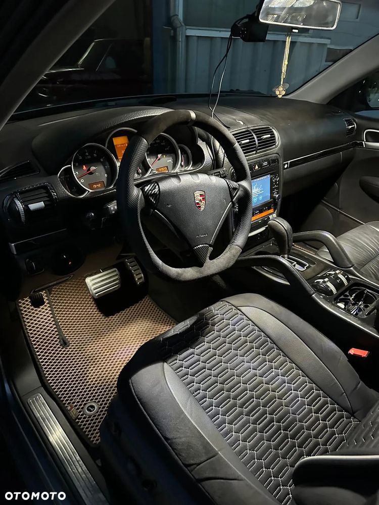 Porsche Cayenne S Tiptronic - 25