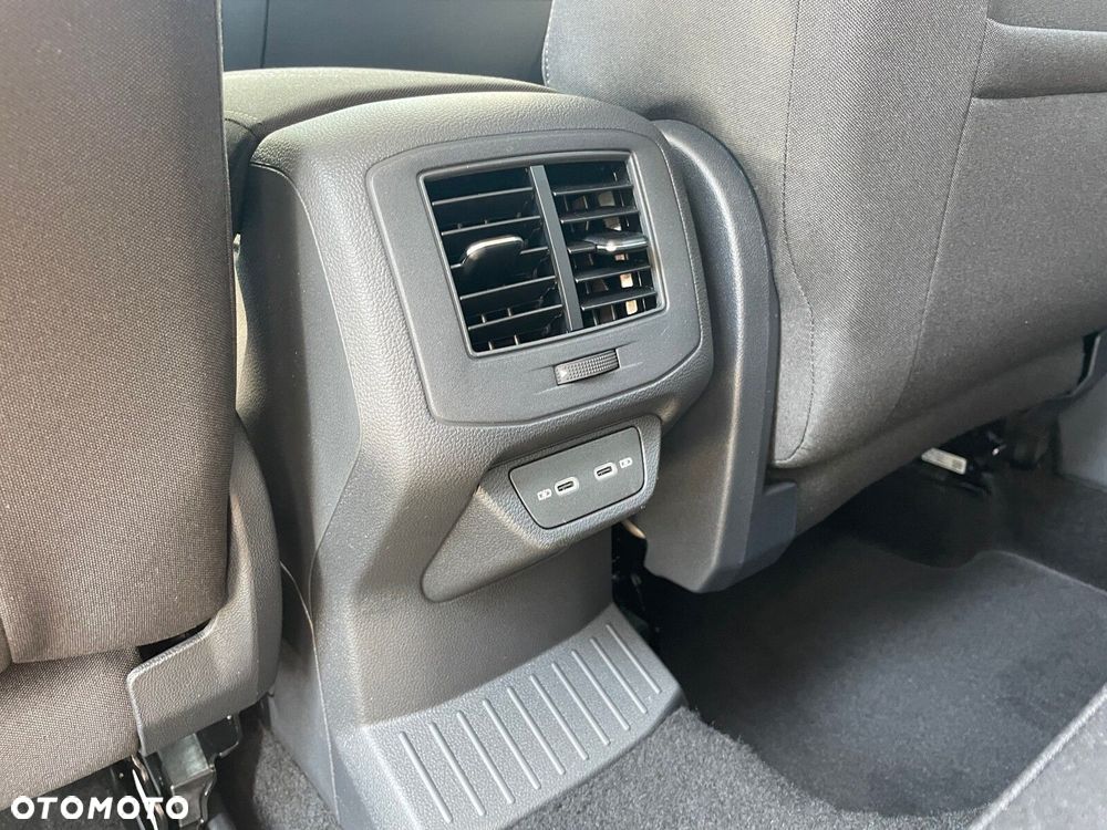 Volkswagen T-Roc 1.5 TSI Life Plus DSG - 27