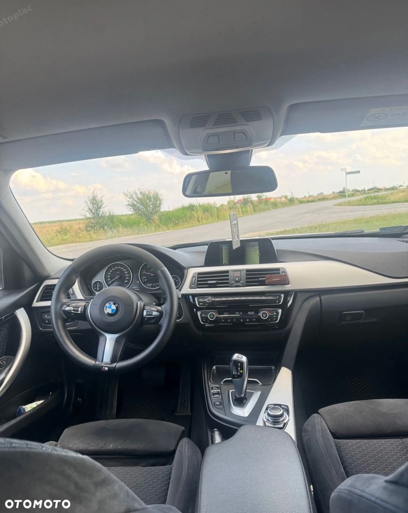 BMW Seria 3 320d Efficient Dynamics - 17