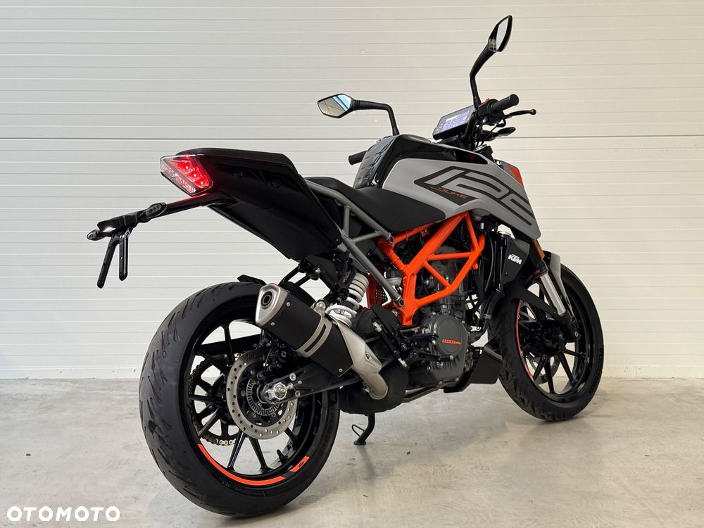 KTM Duke - 4