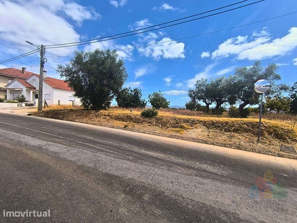 Terreno Urbanizável com Vista Panorâmica - a 5 Minutos de Tomar - Grande imagem: 2/12