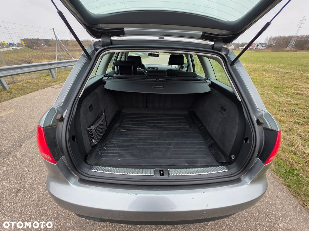 Audi A4 Avant 2.0 TDI DPF - 19