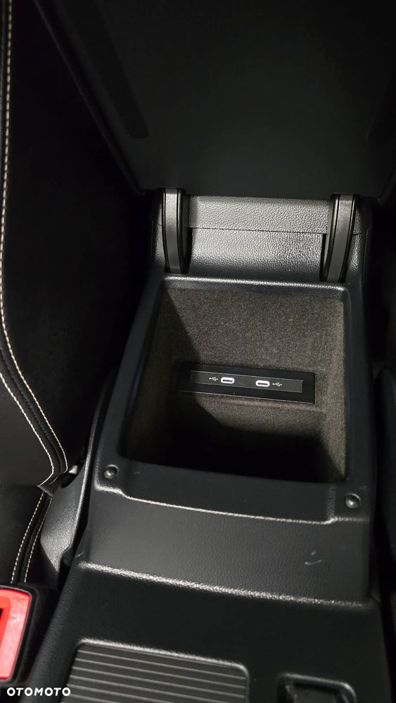 Volkswagen Passat - 21