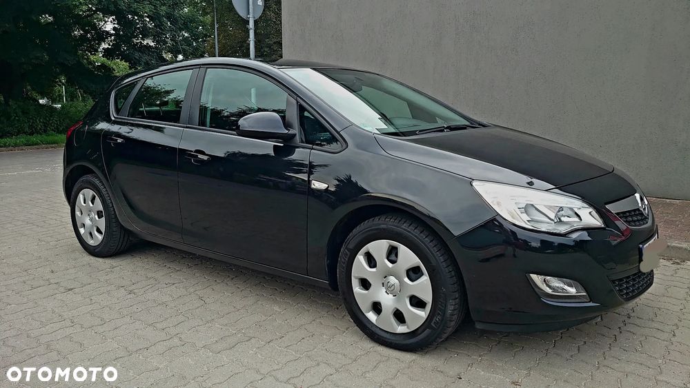 Opel Astra 1.6 Edition Sport - 1