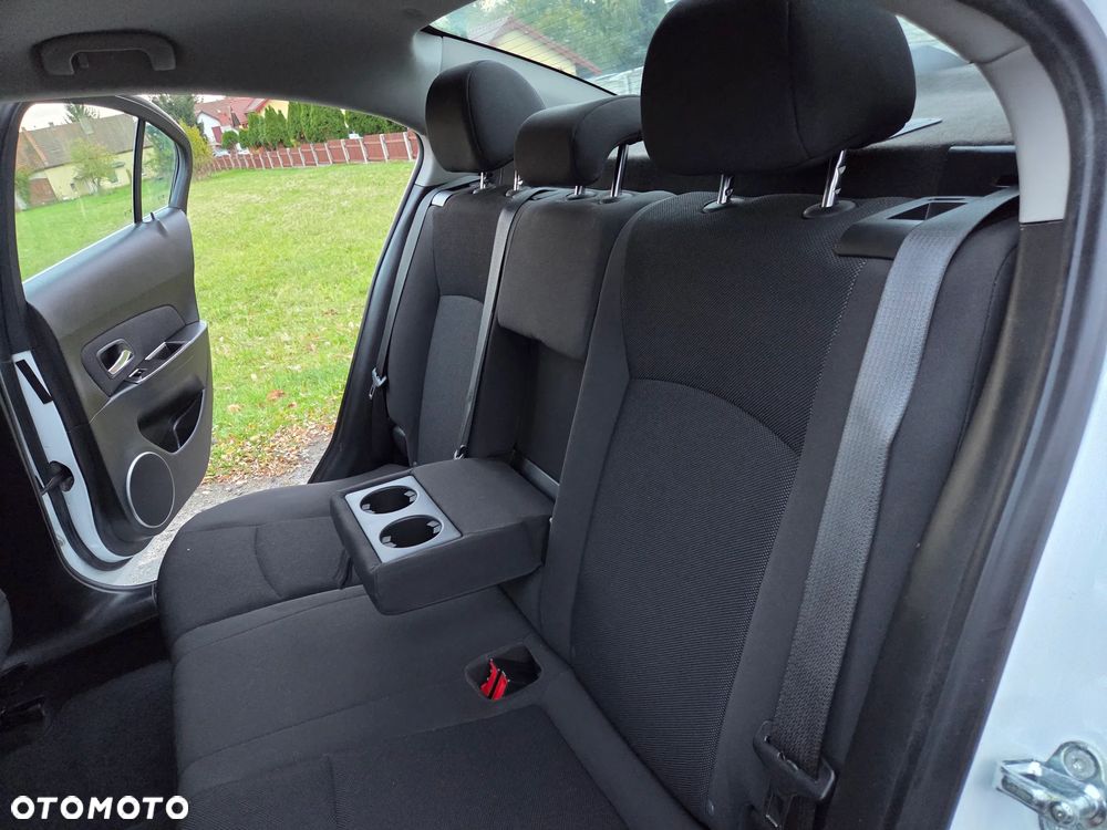 Chevrolet Cruze 1.8 LTZ+ - 24