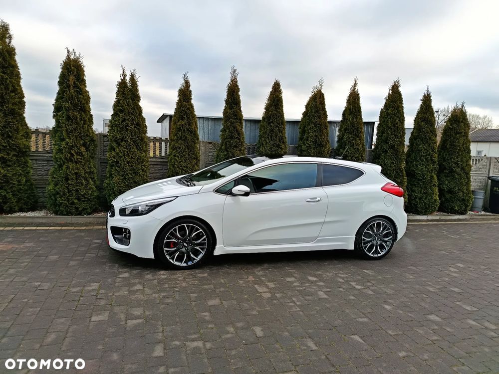 Kia Ceed 1.6 T-GDI GT-Challenge - 4