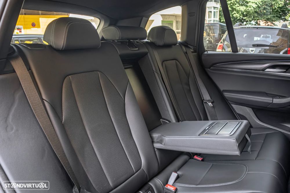 BMW X3 30 e xDrive Pack M - 39