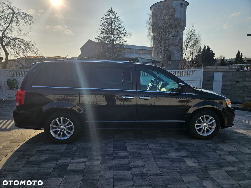 Dodge Grand Caravan 3.6 R/T - 6