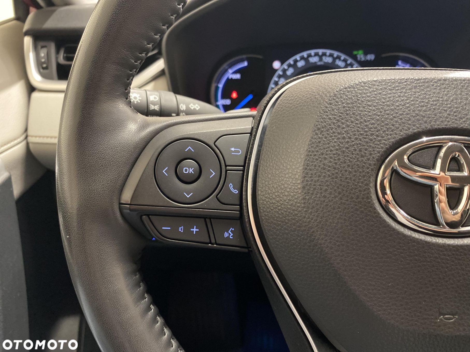 Toyota RAV4 2.5 Hybrid Executive 4x4 - 13