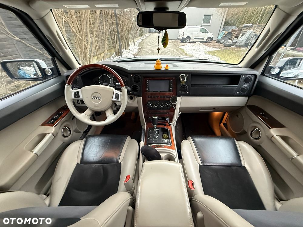 Jeep Commander 5.7 V8 HEMI Automatik Overland - 3
