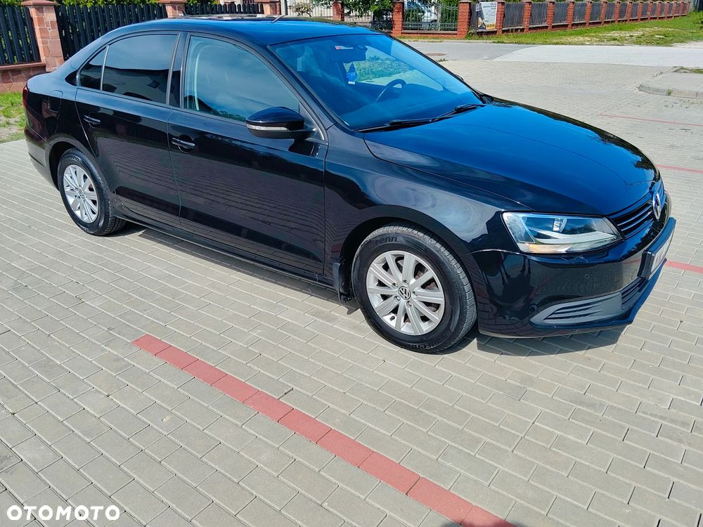 Volkswagen Jetta 1.4 TSI Comfortline - 2