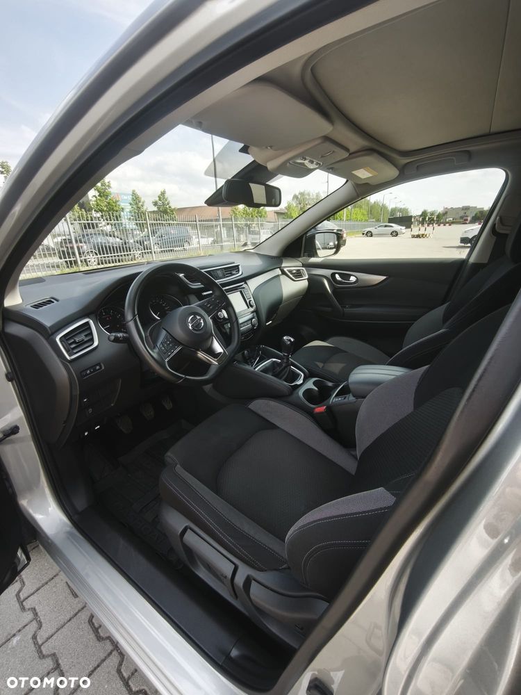 Nissan Qashqai 1.3 DIG-T N-Connecta - 12
