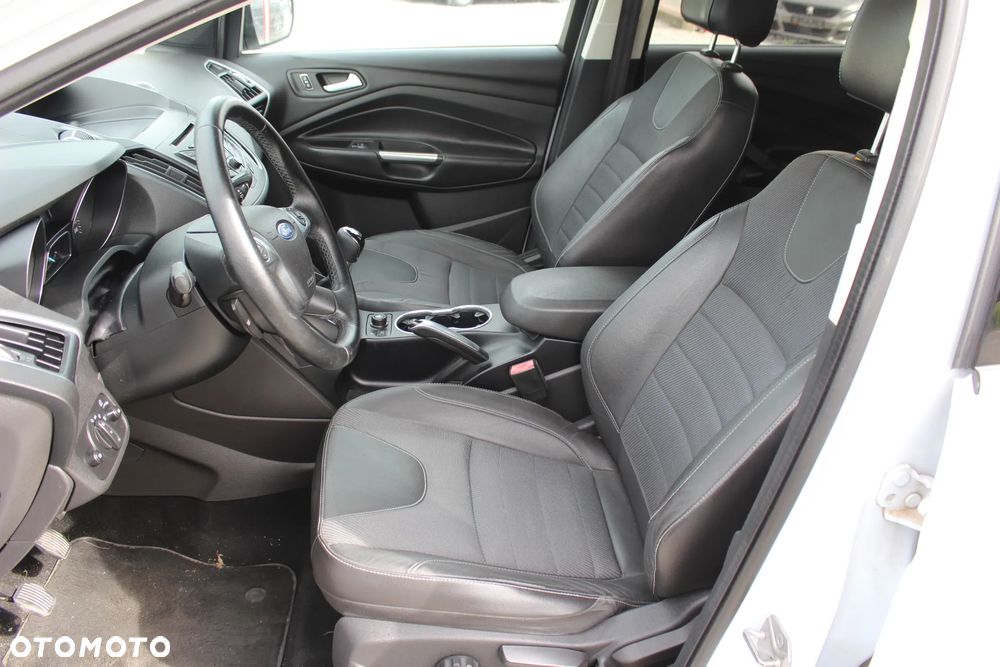Ford Kuga 2.0 TDCi 2x4 Champions Edition - 15