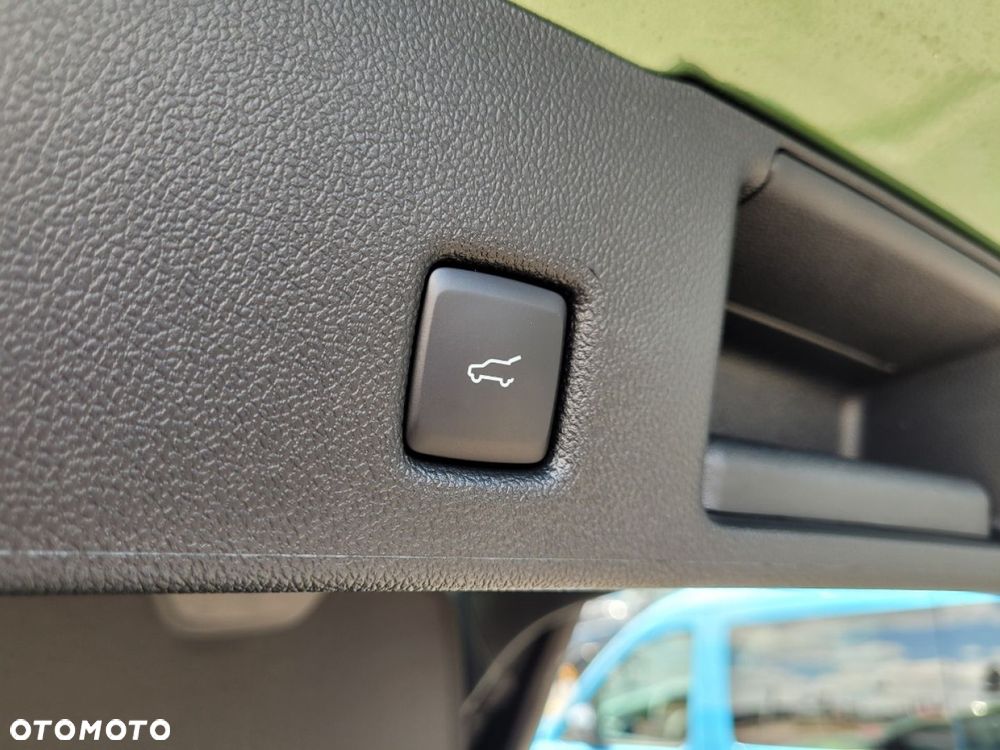 Ford Kuga - 27