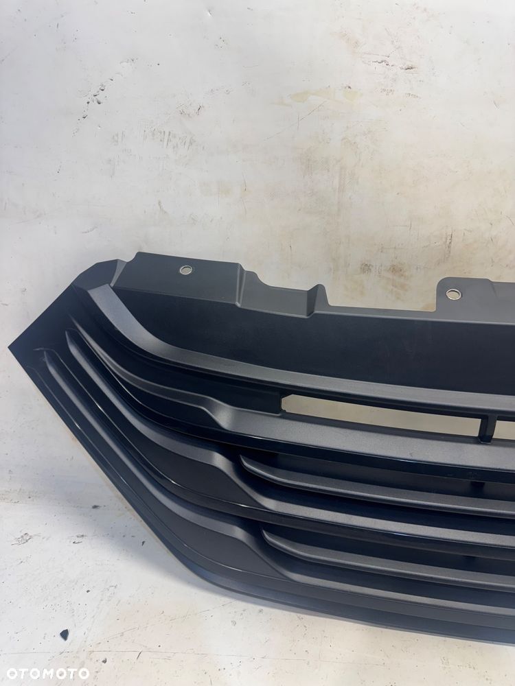 GRILL IVECO DAILY 19< - 4