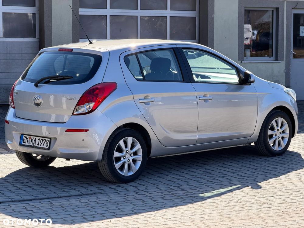 Hyundai i20 1.25 Style - 12