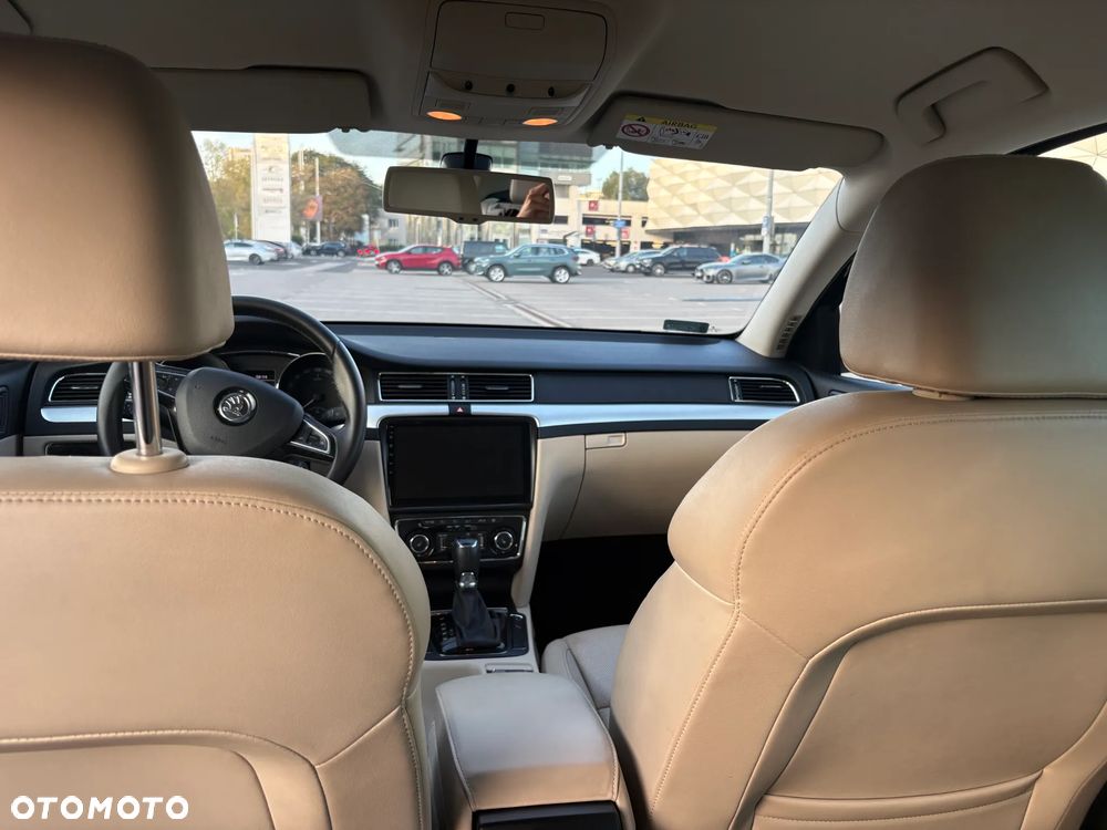Skoda Superb 2.0 TSI Elegance DSG - 19