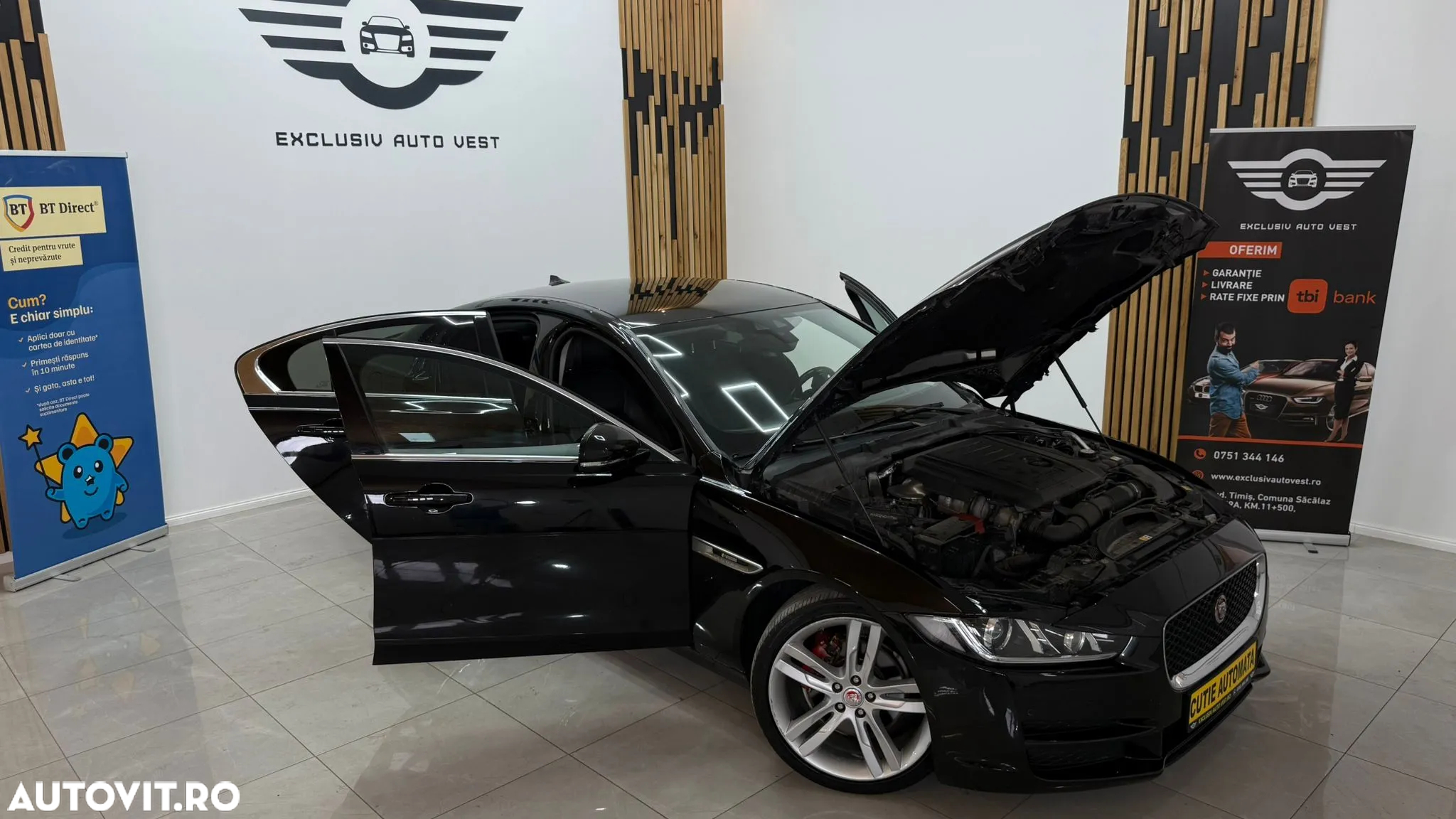 Jaguar XE 2.0 Portfolio - 10