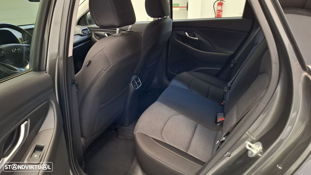 Hyundai i30 1.0 T-GDI Style Plus - 10