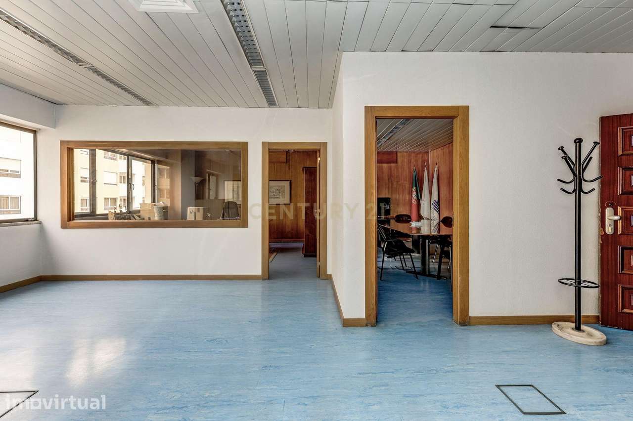 Escritório de 211 m² a 2 Minutos do Metro das Laranjeiras - Grande imagem: 5/20