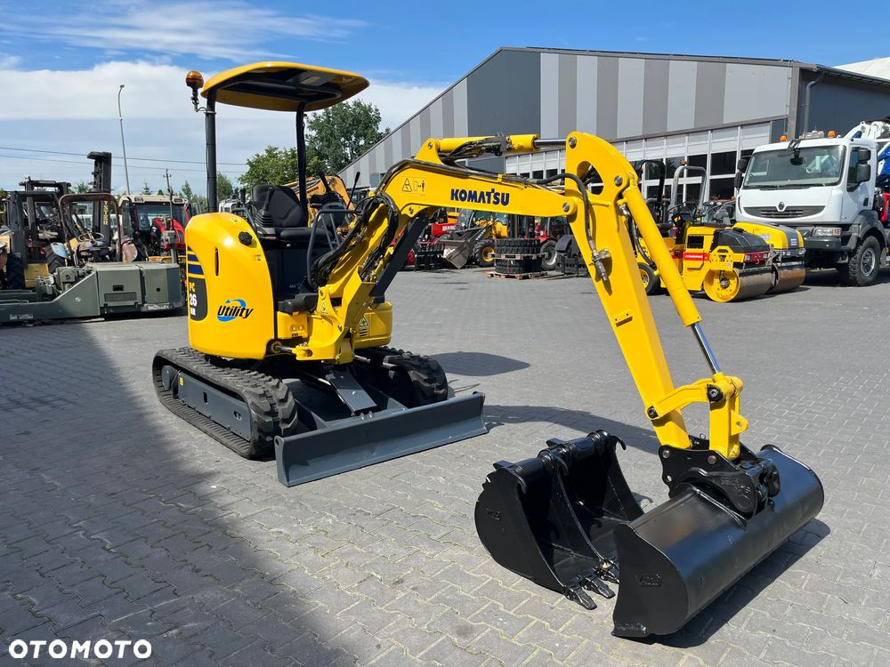 Komatsu PC26MR-3 - 7