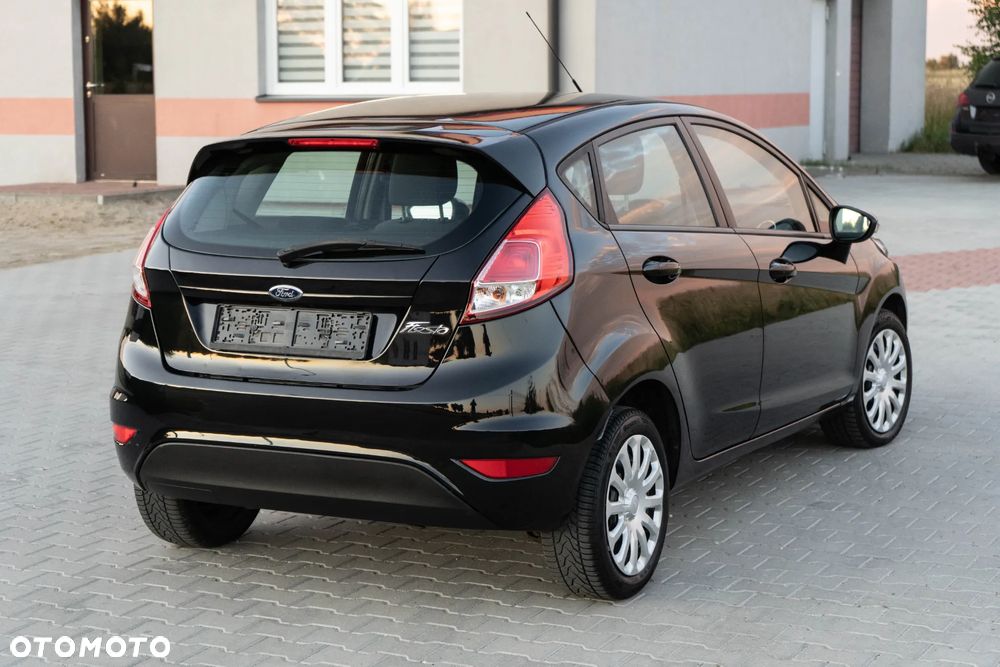 Ford Fiesta 1.25 Celebration - 4