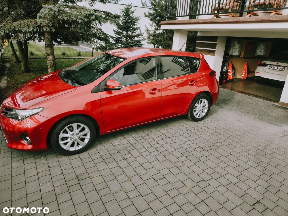 Toyota Auris 1.6 Valvematic Executive - 31