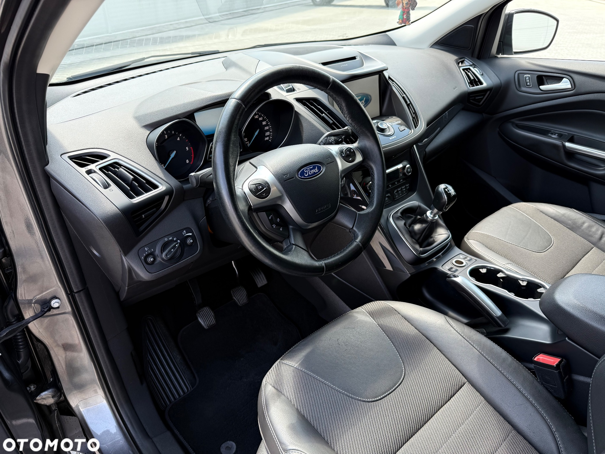 Ford Kuga 2.0 TDCi 4WD Titanium - 13