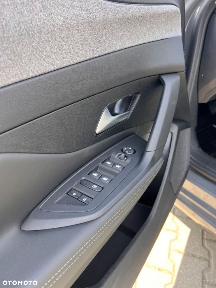 Peugeot 308 - 10
