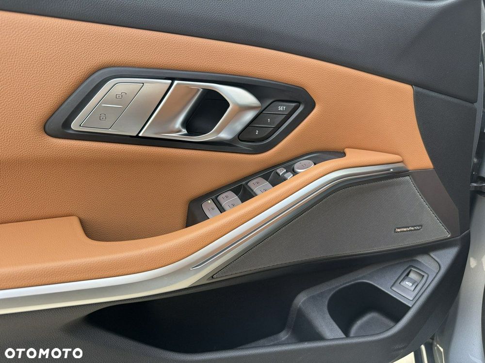 BMW Seria 3 320d xDrive Edition M Sport Shadow - 9