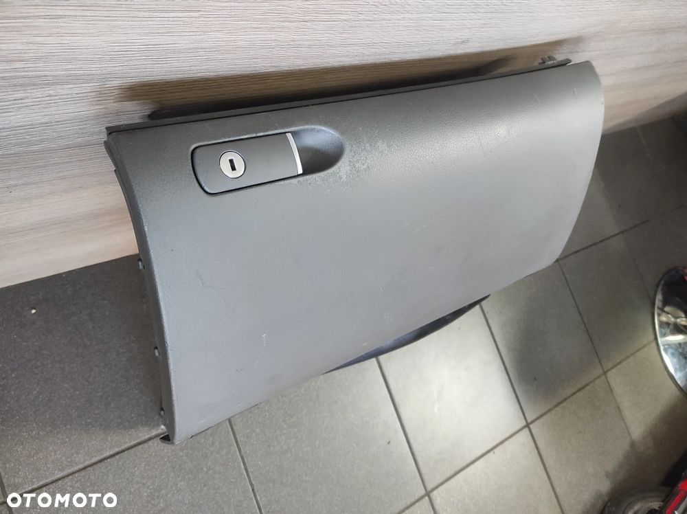 SCHOWEK PASAŻERA AUDI A4 B6 B7 SWING SZARY 8E0 CAŁY WYSYŁKA !!! - 2