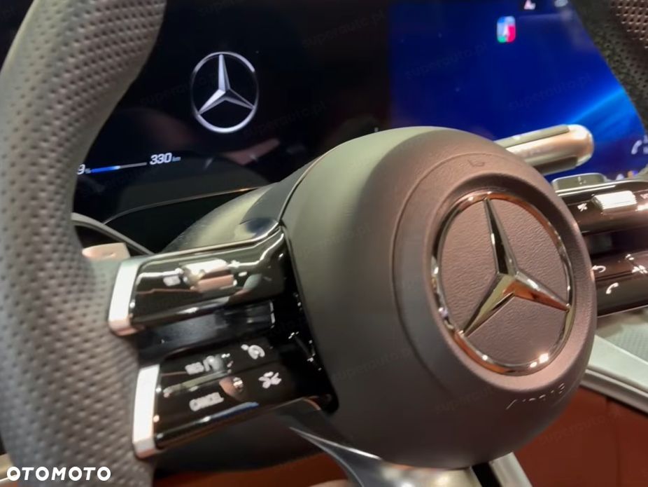 Mercedes-Benz GLC - 12