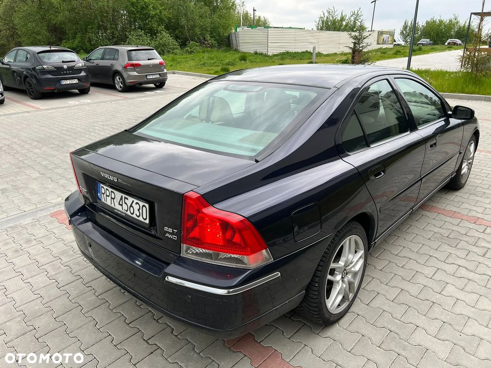 Volvo S60 2.5T AWD Rubin - 3