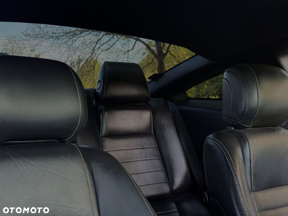 Ford Mustang 3.7 V6 Premium - 6