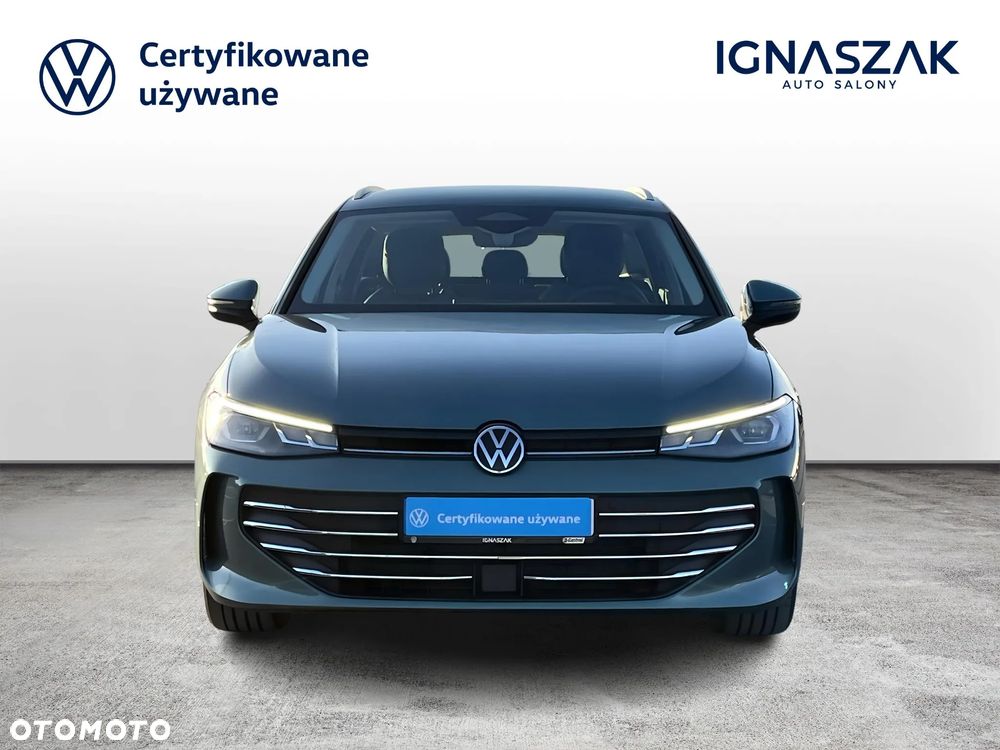 Volkswagen Passat - 8