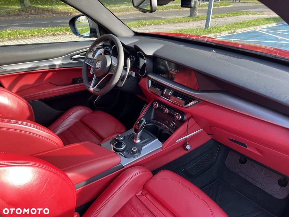 Alfa Romeo Stelvio 2.0 Turbo B-Tech Edition Q4 - 9