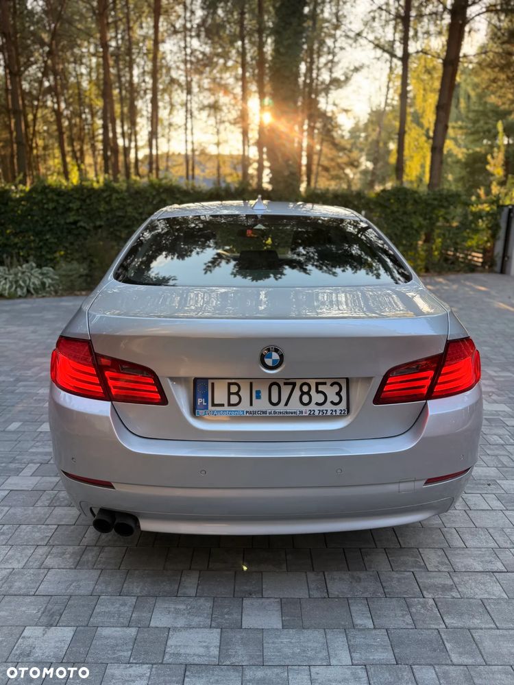 BMW Seria 5 525d - 5