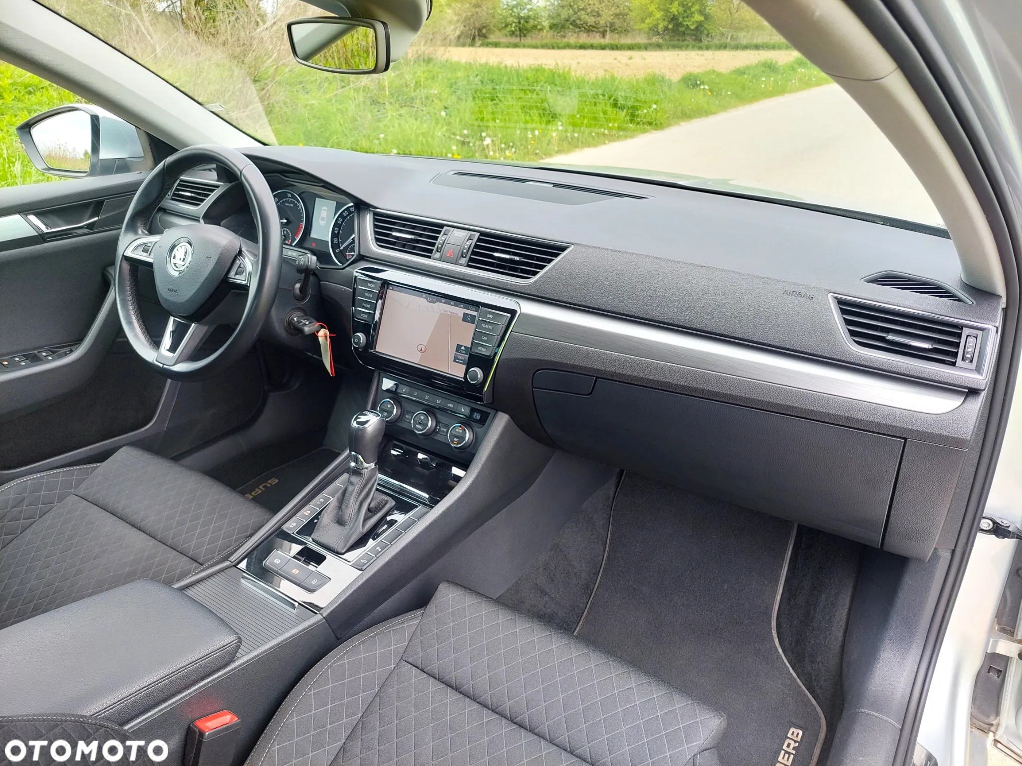 Skoda Superb 2.0 TDI Style DSG - 26