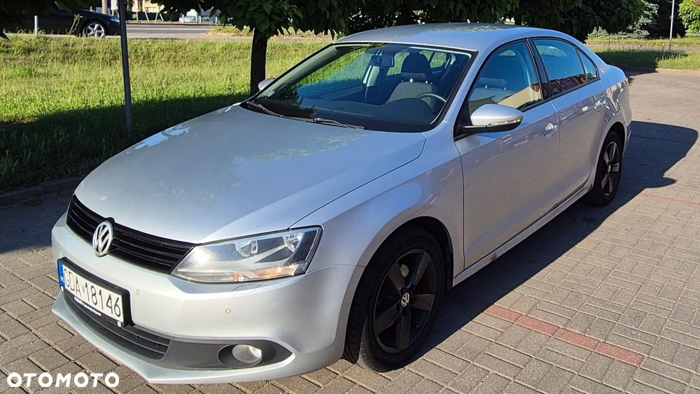 Volkswagen Jetta 1.6 TDI DPF Trendline - 1