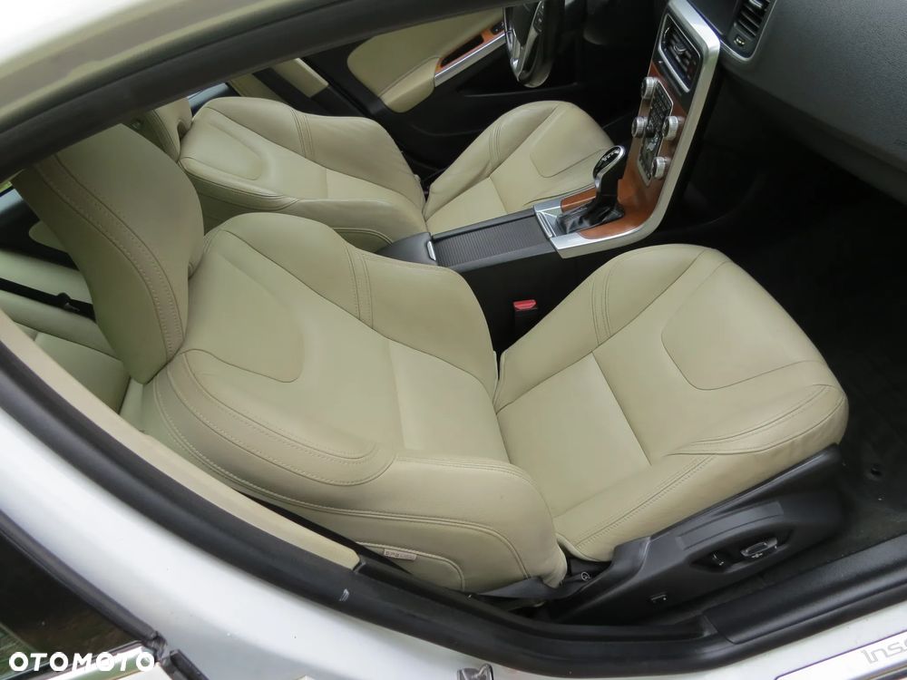 VOLVO S60 II LIFT LONG INSCRIPTION CHRISTAL WHITE PEARL 707-46 2.0 T5 B4204T11 NA CZĘŚCI - 31