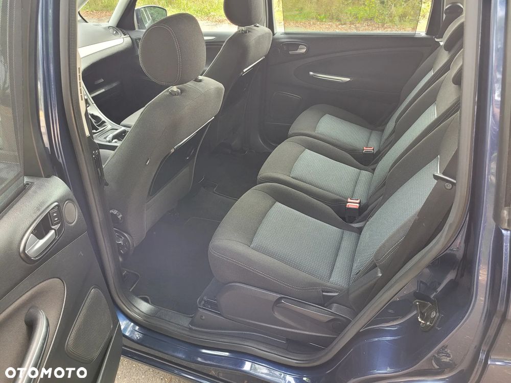 Ford Galaxy 2.0 TDCi Trend - 16