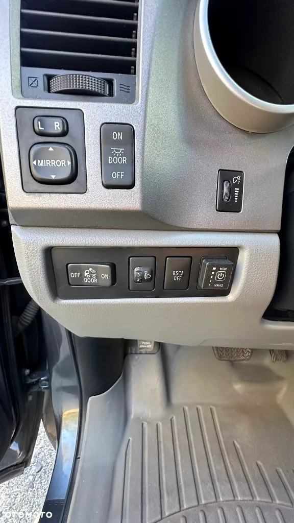 Toyota Tundra - 25