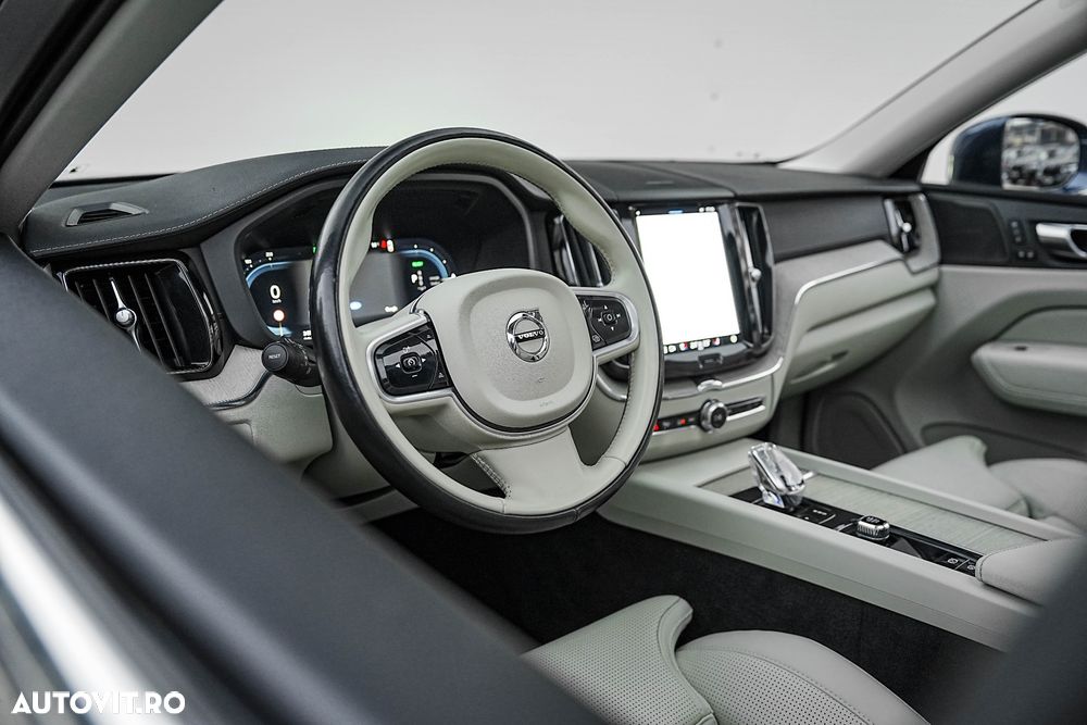 Volvo XC 60 Recharge T6 Twin Engine eAWD Inscription Expression - 9