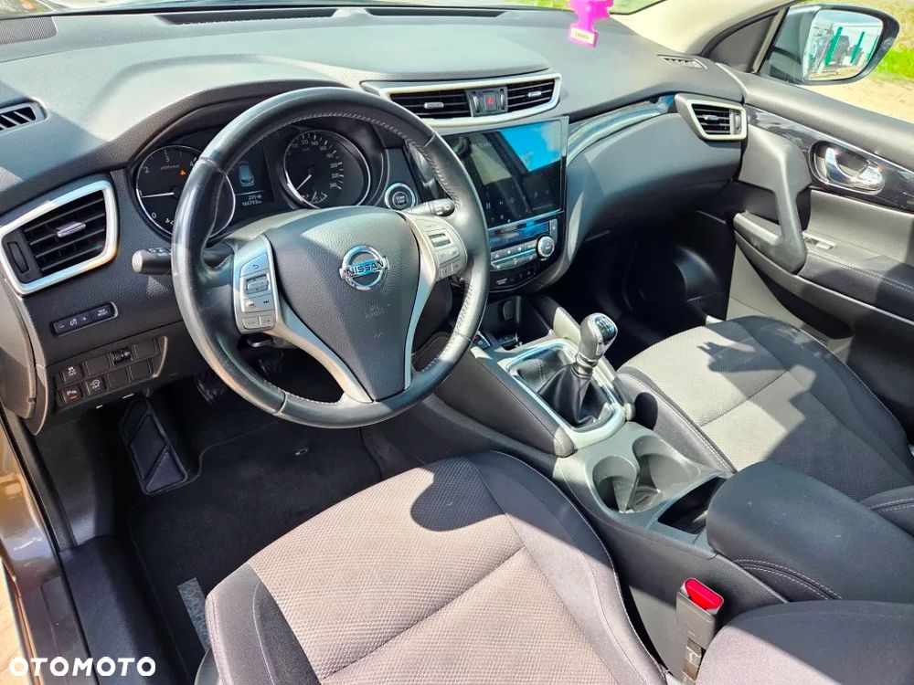 Nissan Qashqai 1.5 dCi N-Connecta - 28