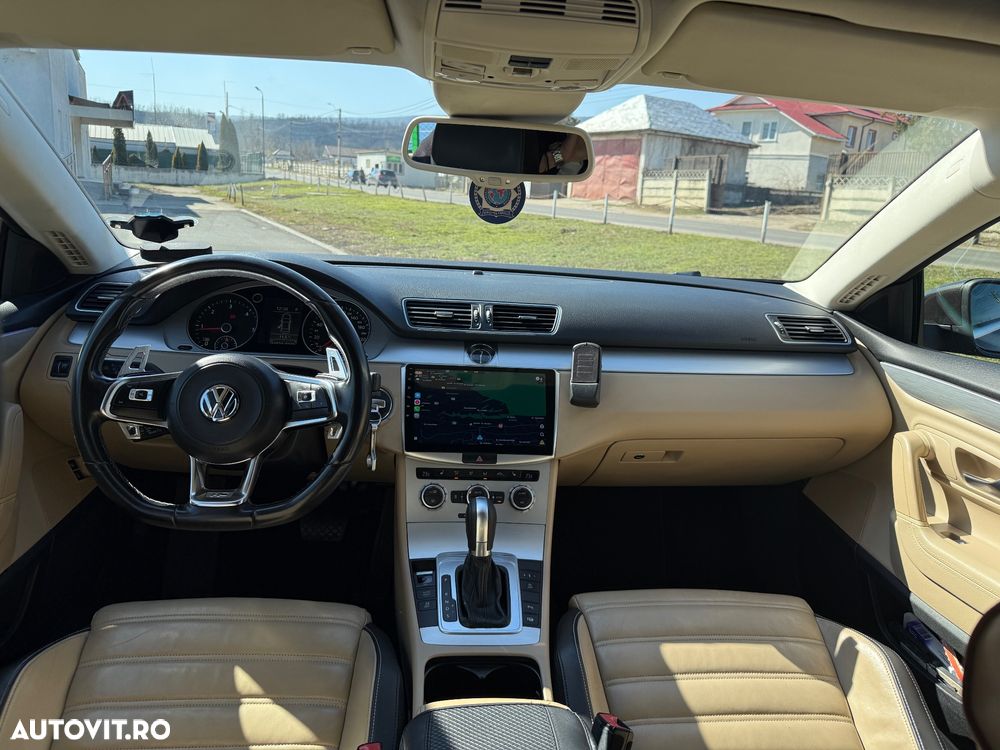 Volkswagen Passat CC - 12