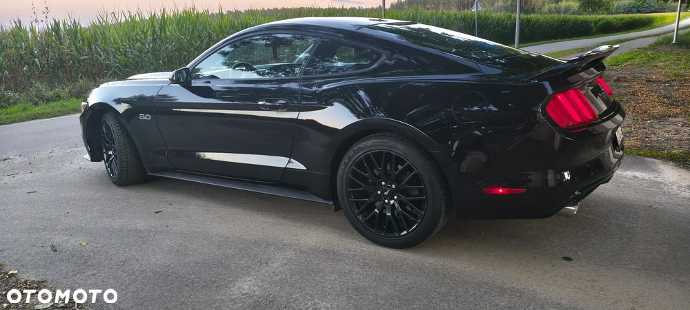 Ford Mustang - 9