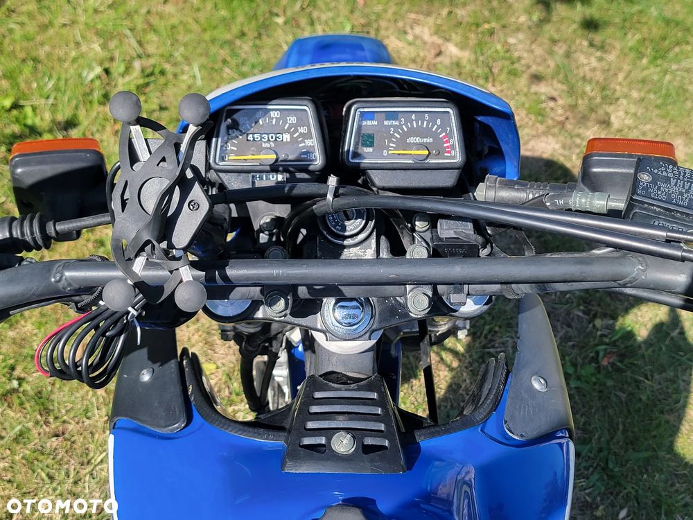 Yamaha XT - 15