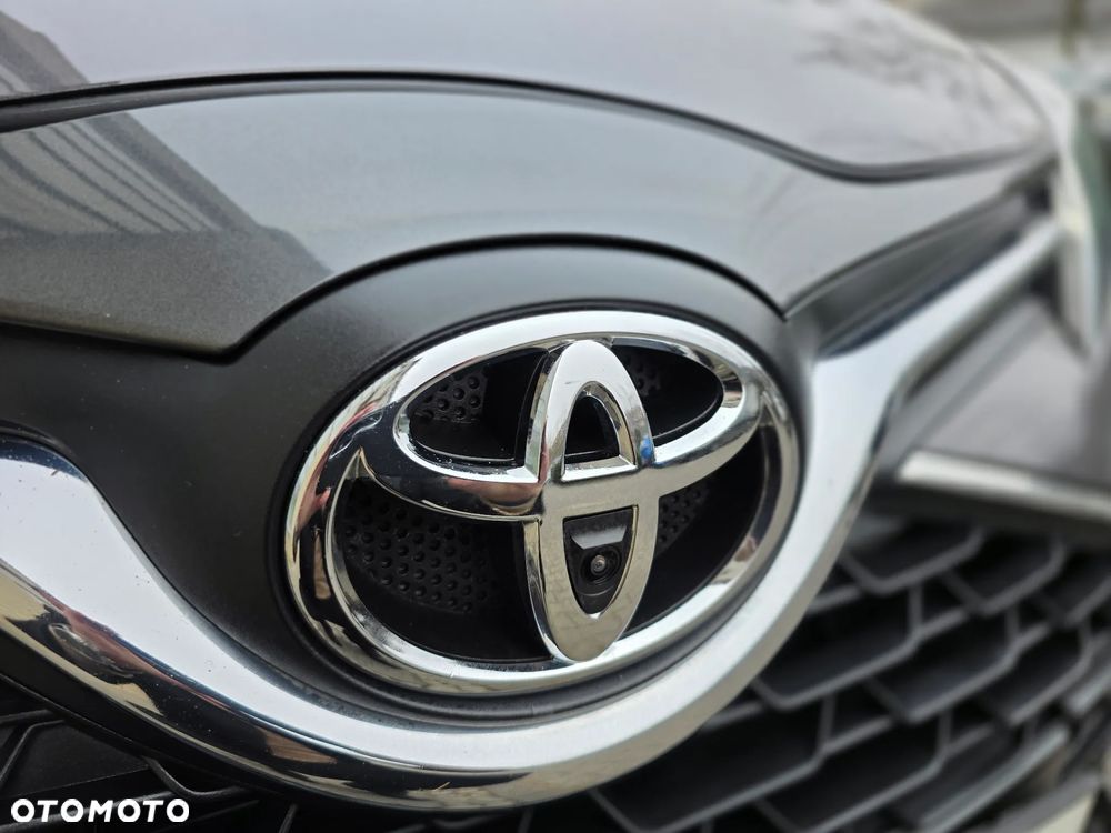 Toyota Yaris 1.33 Selection Platinum - 13